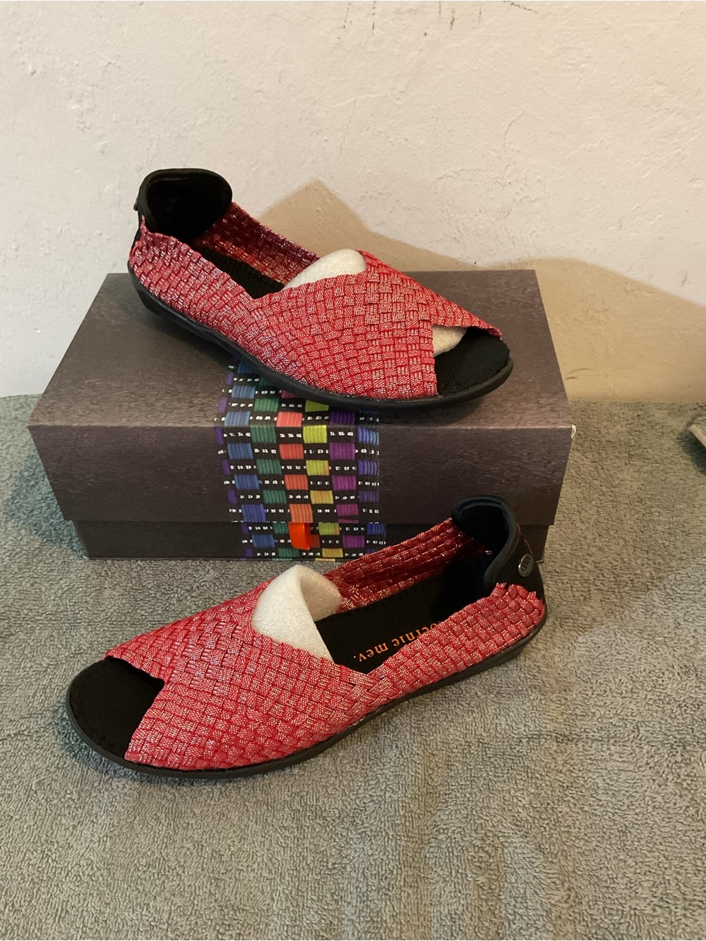 bernie mev. Red Woven Open-Toe Sandals